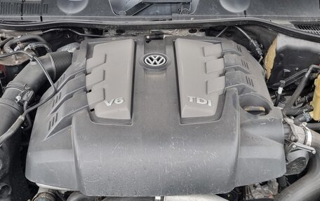 Volkswagen Touareg III, 2012 год, 1 950 000 рублей, 10 фотография