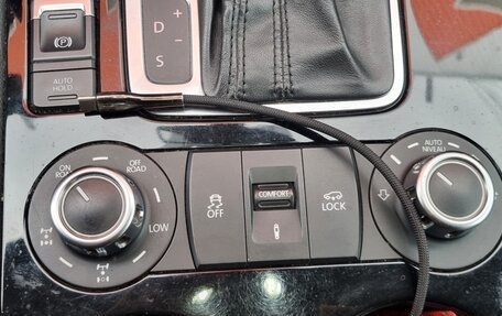 Volkswagen Touareg III, 2012 год, 1 950 000 рублей, 7 фотография