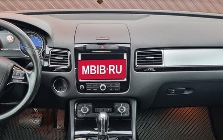 Volkswagen Touareg III, 2012 год, 1 950 000 рублей, 6 фотография