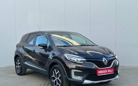 Renault Kaptur I рестайлинг, 2020 год, 1 670 000 рублей, 1 фотография