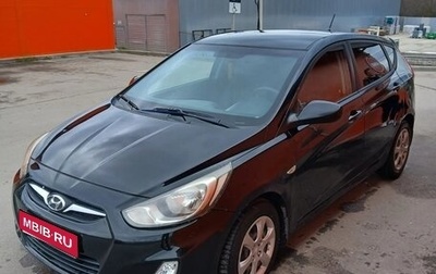 Hyundai Solaris II рестайлинг, 2012 год, 830 000 рублей, 1 фотография