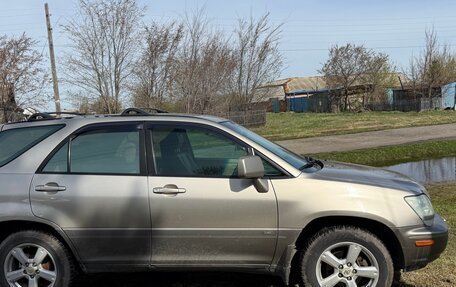 Lexus RX IV рестайлинг, 2001 год, 1 150 000 рублей, 7 фотография