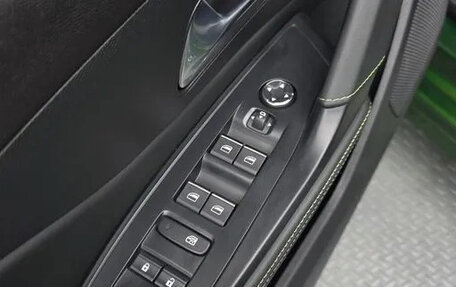 Peugeot 308, 2023 год, 1 700 000 рублей, 14 фотография