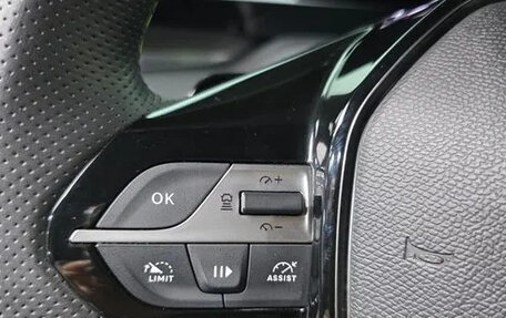 Peugeot 308, 2023 год, 1 700 000 рублей, 26 фотография