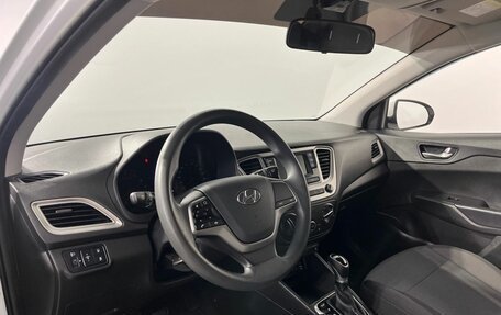 Hyundai Solaris II рестайлинг, 2020 год, 1 340 000 рублей, 8 фотография