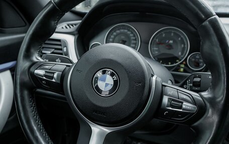 BMW 3 серия, 2018 год, 2 700 000 рублей, 14 фотография