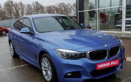 BMW 3 серия, 2018 год, 2 700 000 рублей, 7 фотография