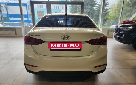 Hyundai Solaris II рестайлинг, 2017 год, 999 000 рублей, 5 фотография