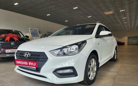 Hyundai Solaris II рестайлинг, 2017 год, 999 000 рублей, 3 фотография