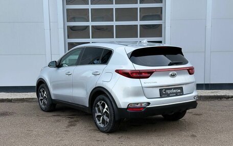 KIA Sportage IV рестайлинг, 2019 год, 1 872 000 рублей, 3 фотография
