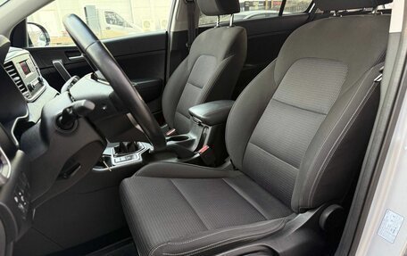 KIA Sportage IV рестайлинг, 2019 год, 1 872 000 рублей, 12 фотография