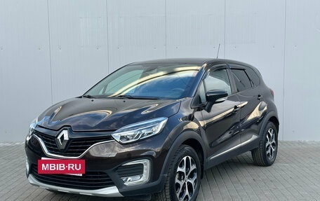 Renault Kaptur I рестайлинг, 2020 год, 1 670 000 рублей, 3 фотография