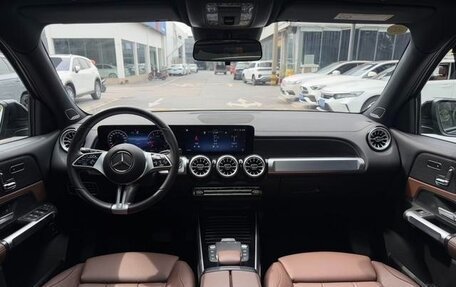 Mercedes-Benz GLB, 2023 год, 4 970 000 рублей, 10 фотография