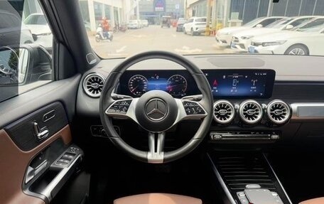 Mercedes-Benz GLB, 2023 год, 4 970 000 рублей, 11 фотография