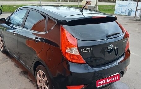 Hyundai Solaris II рестайлинг, 2012 год, 830 000 рублей, 2 фотография