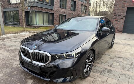 BMW 5 серия, 2024 год, 7 700 000 рублей, 2 фотография