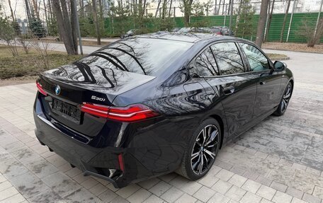 BMW 5 серия, 2024 год, 7 700 000 рублей, 15 фотография
