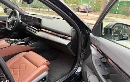 BMW 5 серия, 2024 год, 7 700 000 рублей, 24 фотография