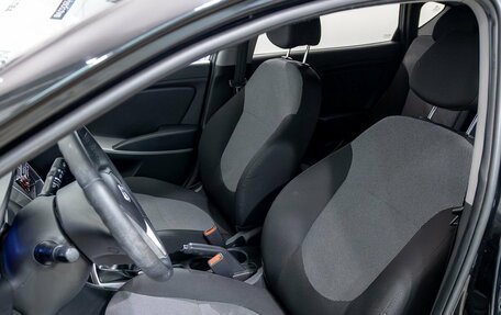 Hyundai Solaris II рестайлинг, 2014 год, 725 200 рублей, 16 фотография