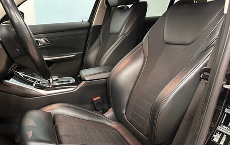 BMW 3 серия, 2020 год, 2 830 000 рублей, 14 фотография