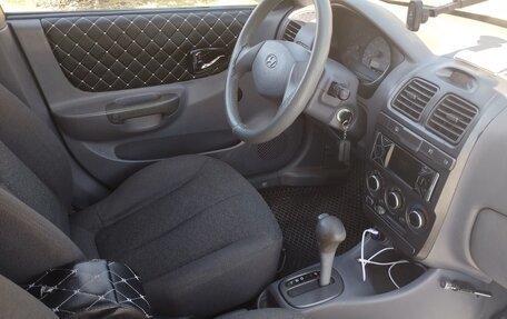 Hyundai Accent II, 2005 год, 400 000 рублей, 9 фотография