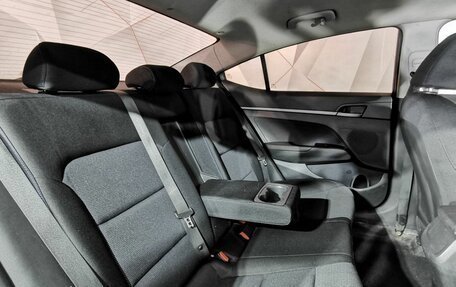 Hyundai Elantra VI рестайлинг, 2017 год, 795 150 рублей, 16 фотография