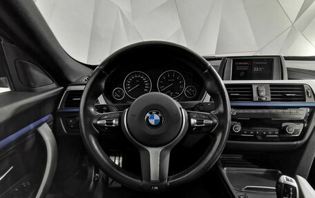 BMW 3 серия, 2019 год, 2 925 000 рублей, 15 фотография