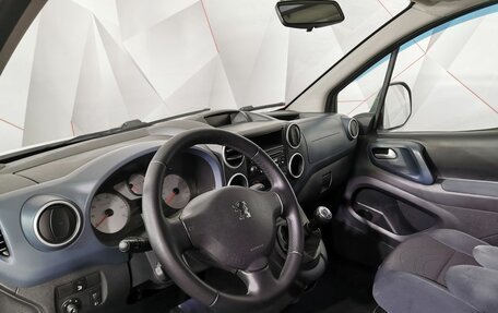Peugeot Partner II рестайлинг 2, 2010 год, 625 000 рублей, 17 фотография