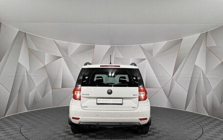 Skoda Yeti I рестайлинг, 2014 год, 1 079 000 рублей, 8 фотография