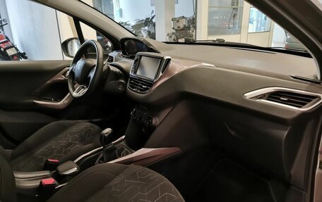 Peugeot 2008 II, 2014 год, 755 150 рублей, 13 фотография