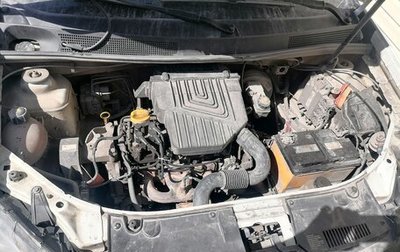 Renault Logan II, 2017 год, 200 000 рублей, 1 фотография