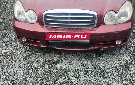 Hyundai Sonata IV рестайлинг, 2007 год, 300 000 рублей, 1 фотография
