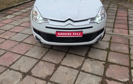 Citroen C-Crosser, 2010 год, 640 000 рублей, 1 фотография
