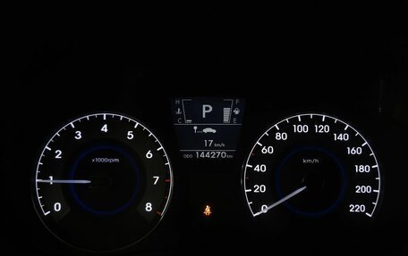 Hyundai Solaris II рестайлинг, 2011 год, 725 000 рублей, 14 фотография