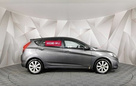 Hyundai Solaris II рестайлинг, 2011 год, 725 000 рублей, 16 фотография