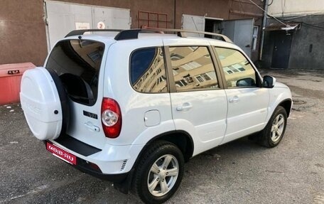 Chevrolet Niva I рестайлинг, 2013 год, 610 000 рублей, 4 фотография