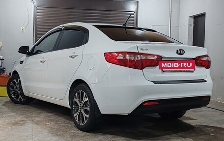 KIA Rio III рестайлинг, 2013 год, 1 050 000 рублей, 3 фотография