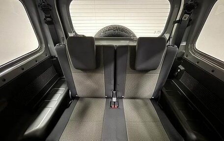 Suzuki Jimny, 2023 год, 1 700 000 рублей, 14 фотография