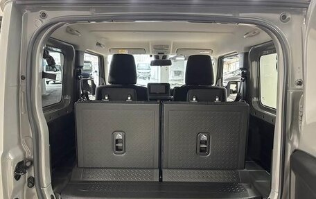 Suzuki Jimny, 2023 год, 1 700 000 рублей, 15 фотография