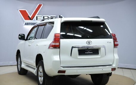 Toyota Land Cruiser Prado 150 рестайлинг 2, 2011 год, 2 290 000 рублей, 7 фотография