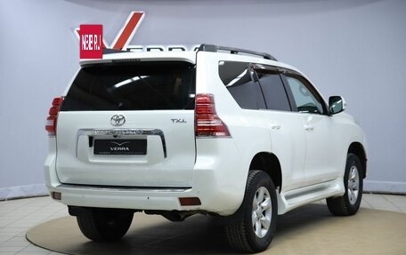 Toyota Land Cruiser Prado 150 рестайлинг 2, 2011 год, 2 290 000 рублей, 5 фотография