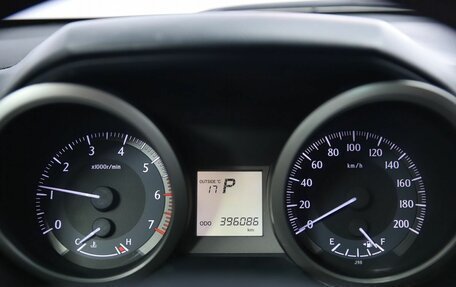 Toyota Land Cruiser Prado 150 рестайлинг 2, 2011 год, 2 290 000 рублей, 18 фотография