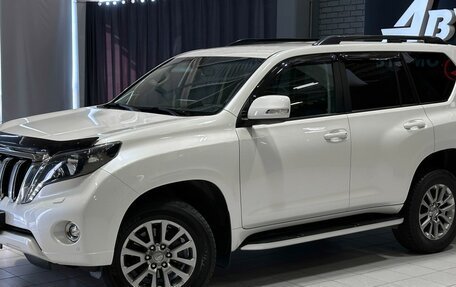 Toyota Land Cruiser Prado 150 рестайлинг 2, 2016 год, 3 967 000 рублей, 2 фотография