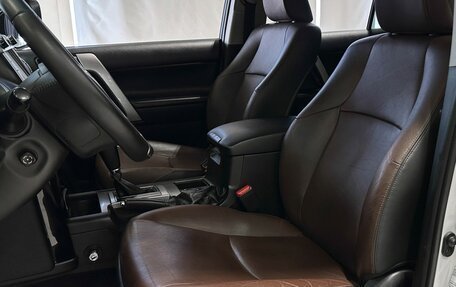 Toyota Land Cruiser Prado 150 рестайлинг 2, 2016 год, 3 967 000 рублей, 16 фотография