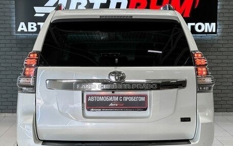 Toyota Land Cruiser Prado 150 рестайлинг 2, 2016 год, 3 967 000 рублей, 7 фотография