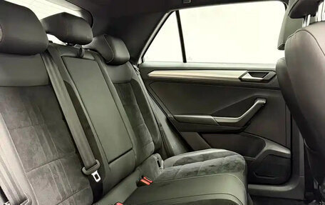 Volkswagen T-Roc I, 2022 год, 1 931 000 рублей, 14 фотография