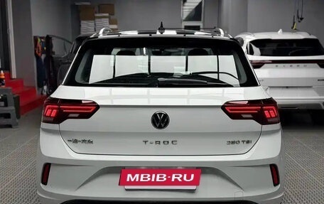 Volkswagen T-Roc I, 2022 год, 1 931 000 рублей, 6 фотография