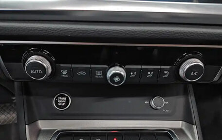 Audi Q3, 2022 год, 2 349 001 рублей, 14 фотография