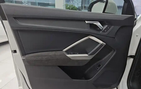 Audi Q3, 2022 год, 2 349 001 рублей, 13 фотография