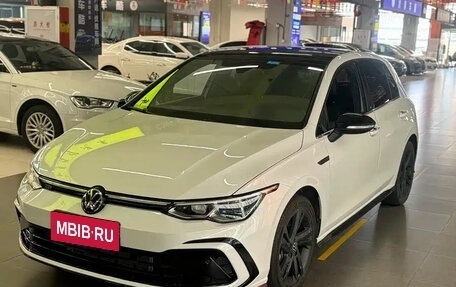 Volkswagen Golf VIII, 2022 год, 1 420 000 рублей, 1 фотография